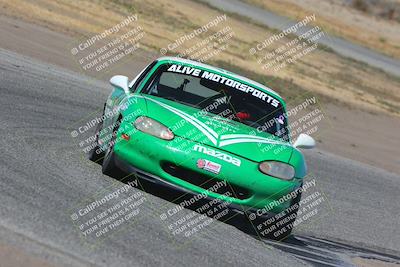 media/Oct-15-2023-CalClub SCCA (Sun) [[64237f672e]]/Group 4/Race/